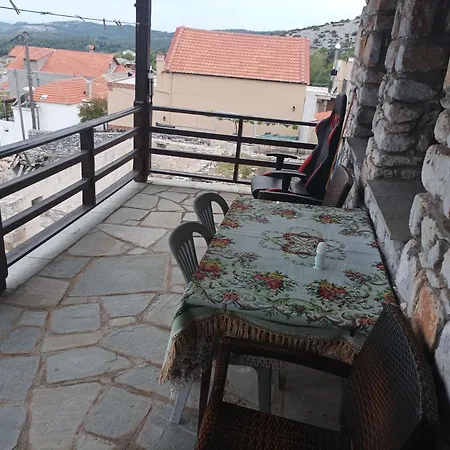 Stelios House Theológos